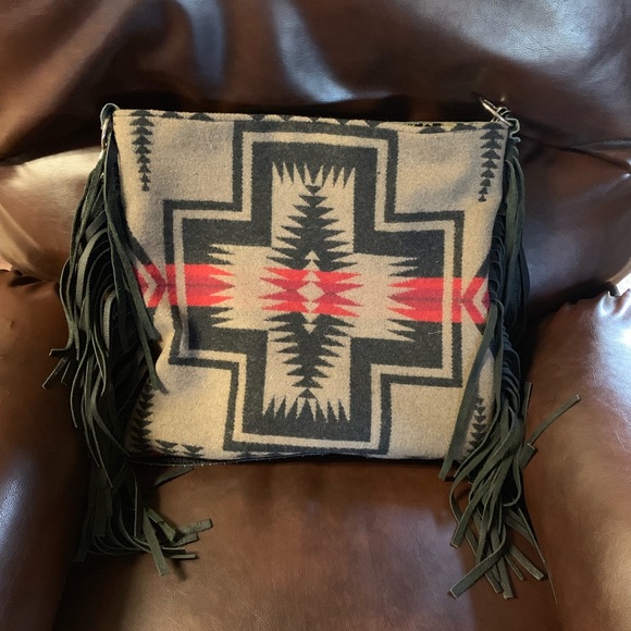 Handbags - Pendleton Purse